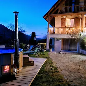  Hébergement de vacances La Bigourdane Grand Confortable & France